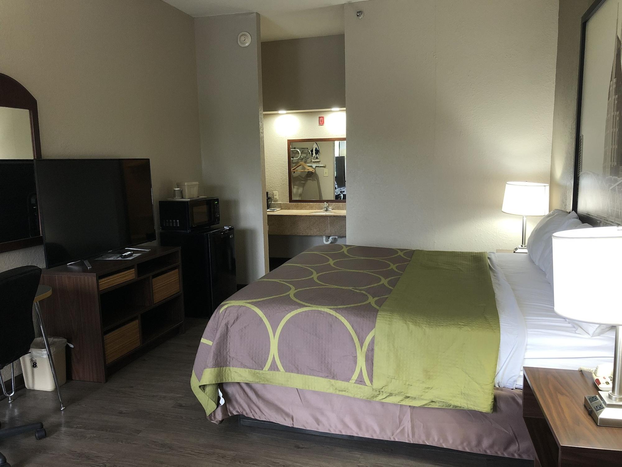 Super 8 By Wyndham Columbia Otel Dış mekan fotoğraf
